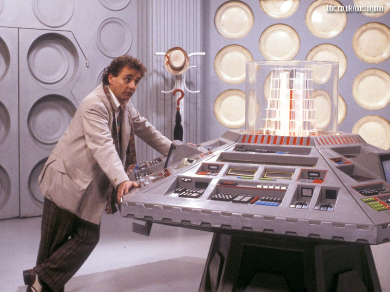 Illustration for article titled When did Doctor Who's time machine get so easy to control?